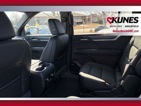 New 2026 GMC Acadia Elevation w/ Black Edition image 38