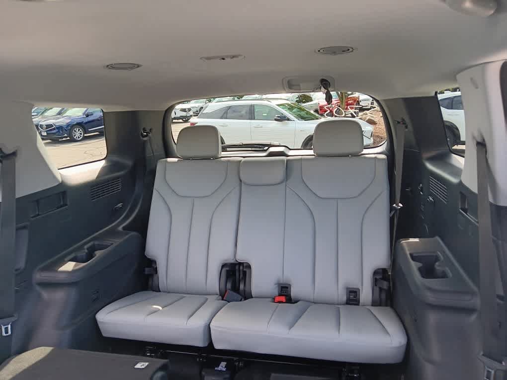 Used 2023 Hyundai Palisade SEL AWD/4WD image 17