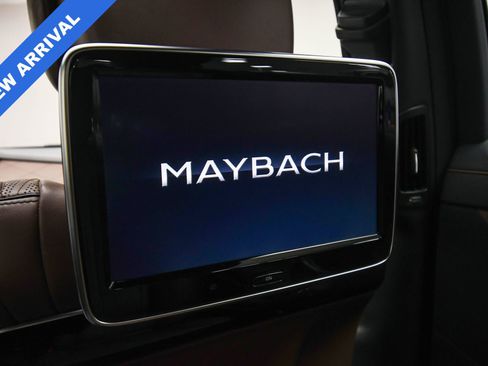 Used 2017 Mercedes-Benz Maybach S 550 4MATIC image 52