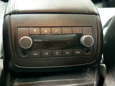 Used 2017 GMC Acadia Limited SLT AWD/4WD image 24