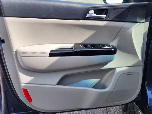 Used 2021 Kia Sportage SX image 8