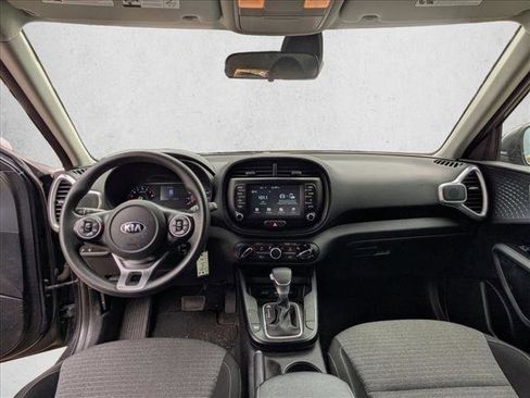 Used 2020 Kia Soul S FWD image 14