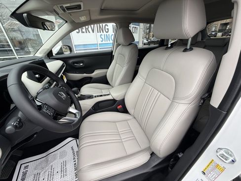 New 2026 Honda HR-V EX-L image 13