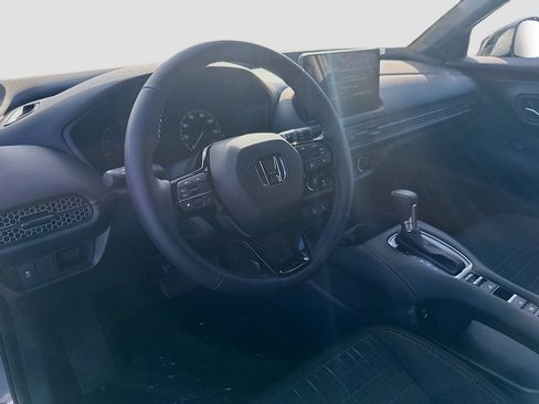 New 2026 Honda HR-V Sport image 9