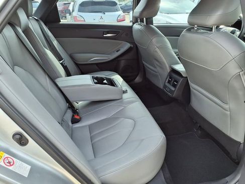 Used 2019 Toyota Avalon XLE w/ Moonroof Package FWD image 20