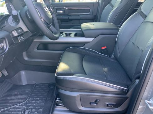 New 2026 RAM 3500 Laramie AWD/4WD image 15