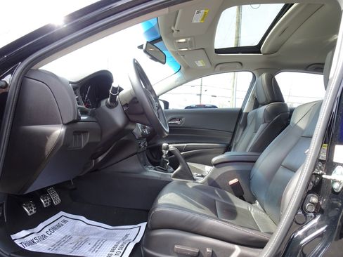 Used 2015 Acura ILX w/ Premium Package image 6
