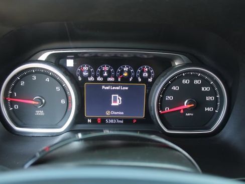 Used 2021 Chevrolet Suburban High Country RWD image 24