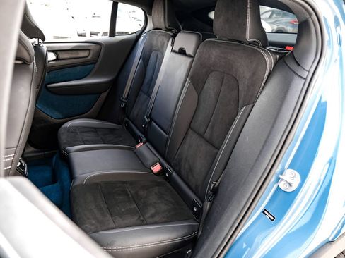 Used 2023 Volvo C40 P8 Recharge Plus AWD/4WD image 38