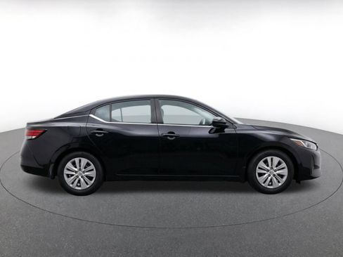 Used 2025 Nissan Sentra S FWD image 13