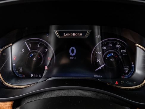 Used 2024 RAM 3500 Limited w/ Towing Technology Group image 19