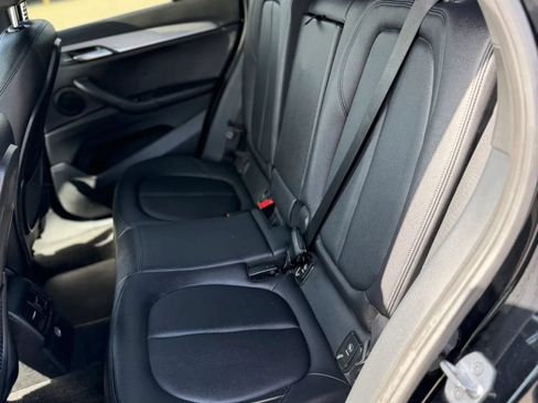 Used 2018 BMW X1 xDrive28i AWD/4WD image 12