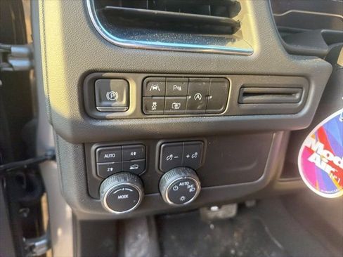 Used 2024 Chevrolet Tahoe LT w/ Luxury Package image 13