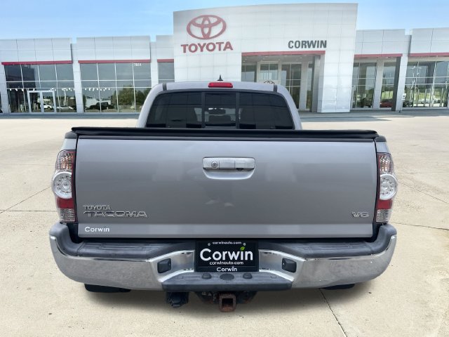 Used 2014 Toyota Tacoma 4x4 Double Cab w/ Limited Package image 4