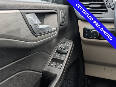 Certified 2021 Ford Escape Titanium FWD image 25
