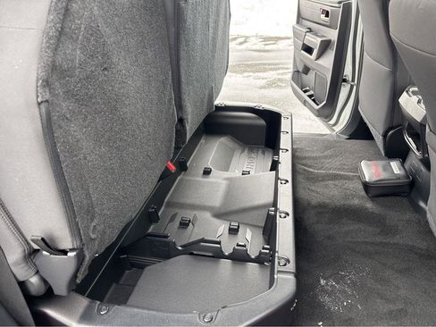 Used 2022 Toyota Tundra SR5 w/ TRD Sport Package image 27