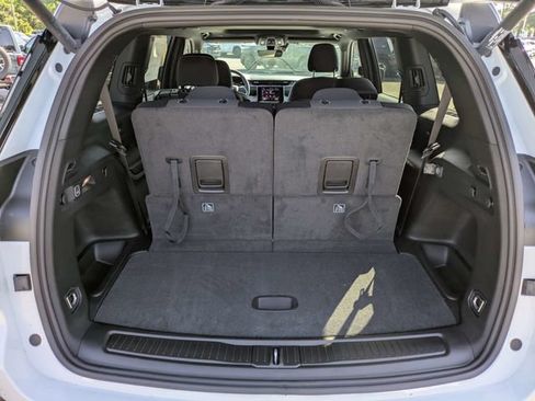 New 2026 Jeep Grand Cherokee L 2WD image 13