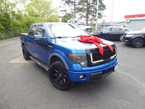 Used 2014 Ford F150 FX4 w/ Equipment Group 402A Luxury AWD/4WD image 4