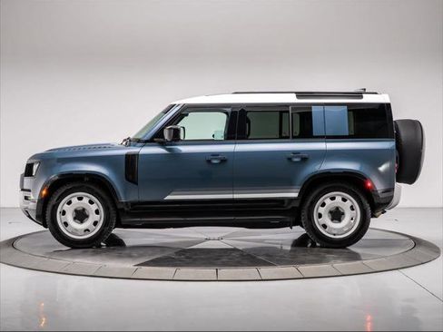 Used 2025 Land Rover Defender 110 S AWD/4WD image 2