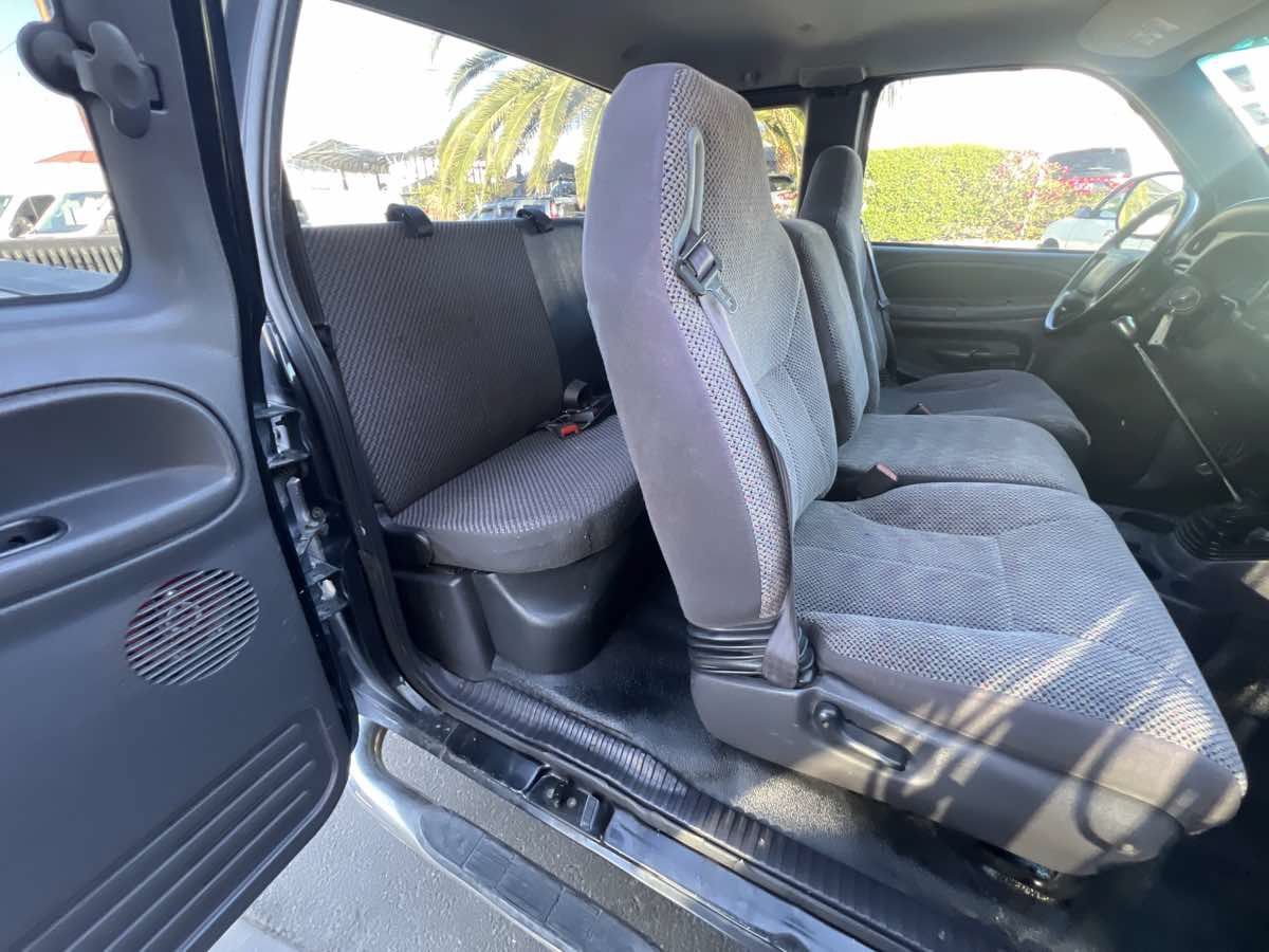 Used 2001 Dodge Ram 1500 Truck 2WD Quad Cab image 15