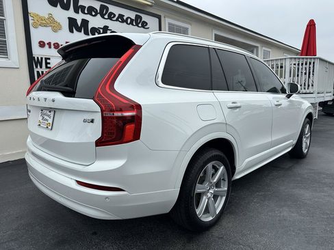 Used 2023 Volvo XC90 B5 Core AWD/4WD image 6