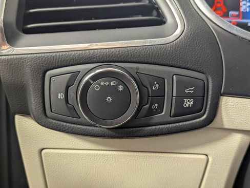 Used 2020 Ford Edge Titanium FWD image 13