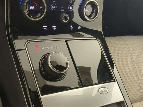Used 2020 Land Rover Range Rover Velar R-Dynamic S image 35