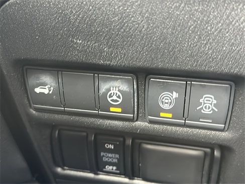 Used 2020 Nissan Armada Platinum w/ Captain's Chairs Package image 36