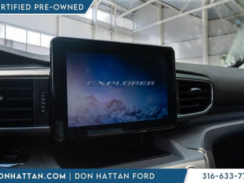 Certified 2023 Ford Explorer XLT w/ Equipment Group 202A AWD/4WD image 6