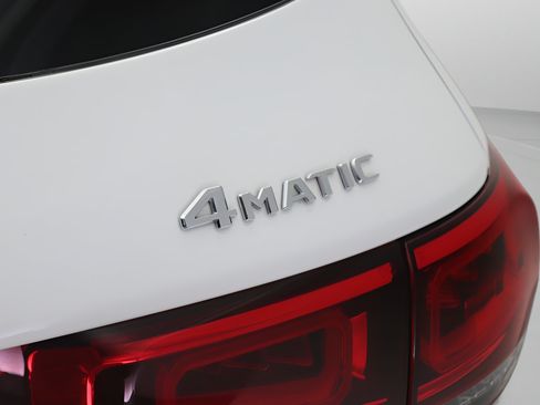 Used 2023 Mercedes-Benz GLB 250 4MATIC image 20