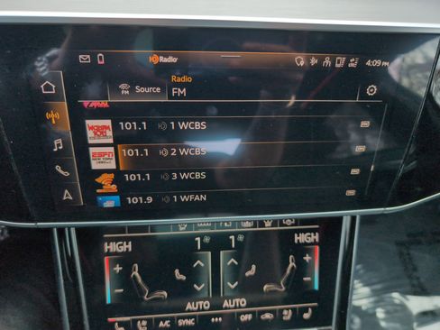 Used 2021 Audi A8 L 3.0T image 29