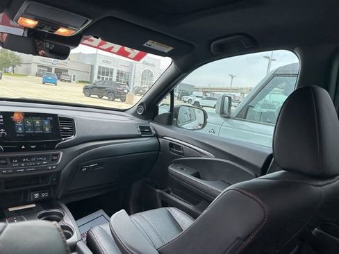 Used 2022 Honda Passport TrailSport image 40