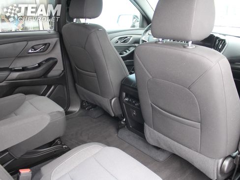 Certified 2023 Chevrolet Traverse LT image 25