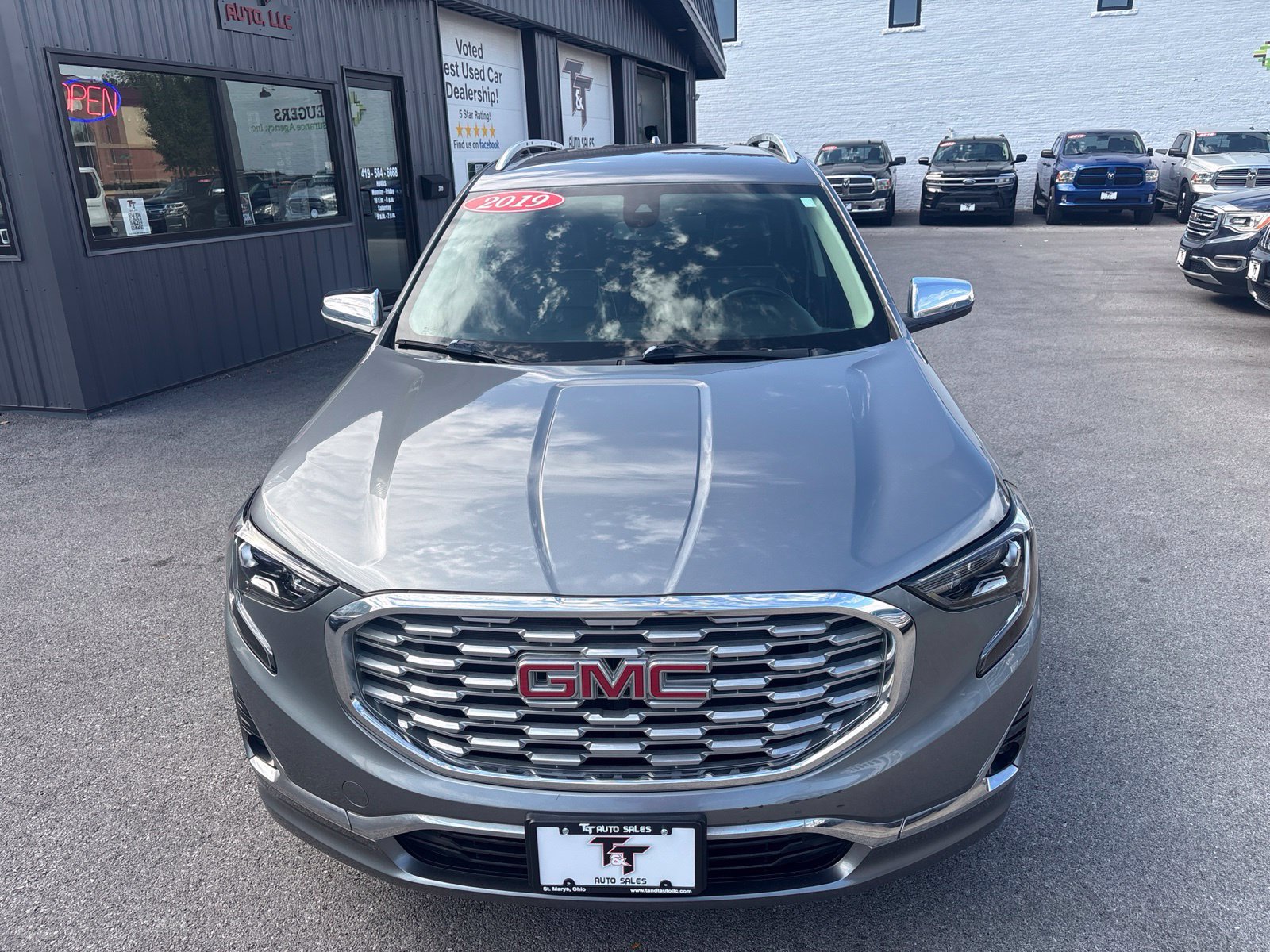 Used 2019 GMC Terrain Denali w/ Driver Alert Package II FWD image 9