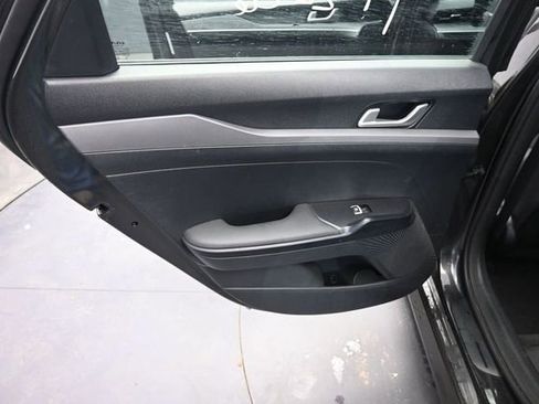 Used 2025 Kia K5 LXS FWD image 15