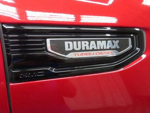 Used 2024 GMC Sierra 1500 Elevation w/ LPO, Elevation Black Package image 42