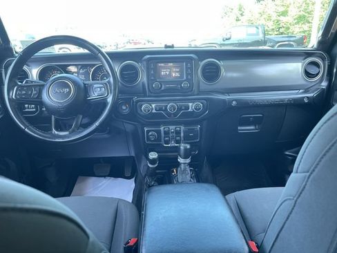 Used 2021 Jeep Wrangler Unlimited Sport AWD/4WD image 19