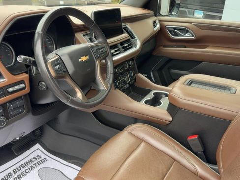 Used 2021 Chevrolet Tahoe High Country w/ Premium Package AWD/4WD image 11