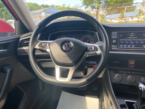 Used 2020 Volkswagen Jetta S w/ Driver Assistance Package FWD image 16