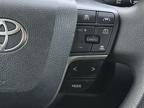 Used 2025 Toyota Camry LE FWD image 15