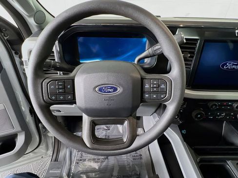 New 2026 Ford F450 4x4 Crew Cab Super Duty image 8