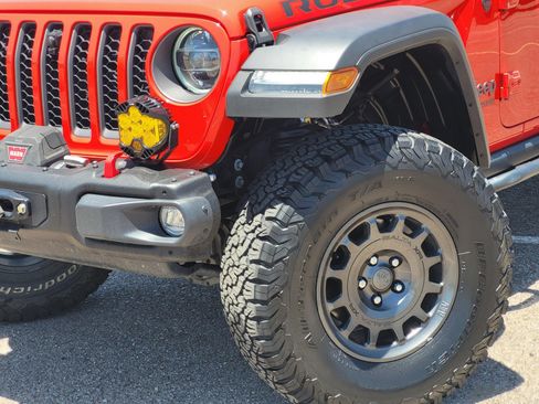 Used 2021 Jeep Wrangler Unlimited Rubicon AWD/4WD image 2