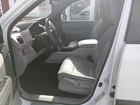 Used 2014 Honda Pilot LX image 10