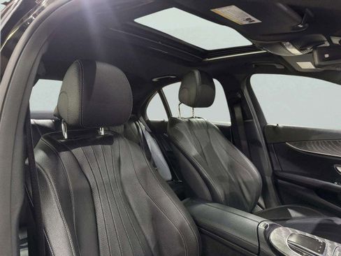 Used 2021 Mercedes-Benz E 350 4MATIC Sedan image 43