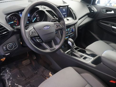 Used 2019 Ford Escape SE image 14