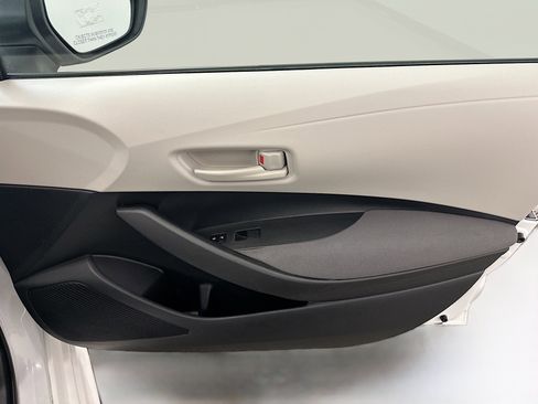 Used 2024 Toyota Corolla LE FWD image 33