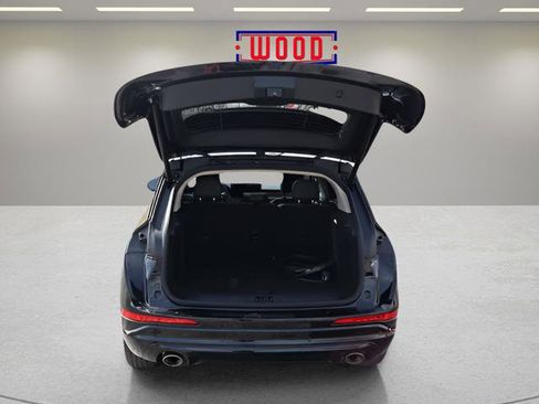 Used 2025 Lincoln Corsair Grand Touring w/ Equipment Group 301A image 10