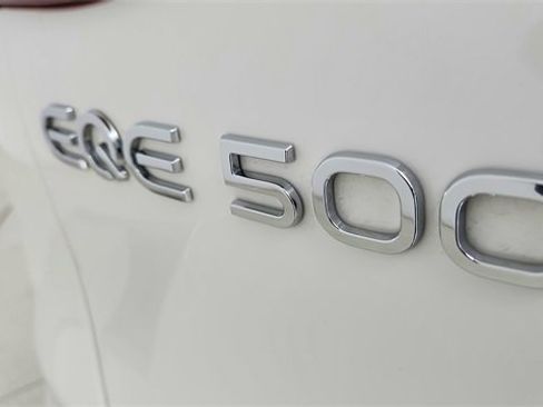 Used 2023 Mercedes-Benz EQE 500 4MATIC SUV w/ Exclusive Trim Package image 17