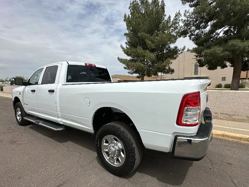 Used 2020 RAM 2500 Tradesman w/ Chrome Appearance Group AWD/4WD image 2