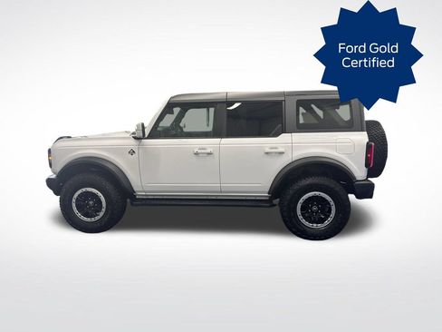 Used 2022 Ford Bronco Outer Banks w/ Sasquatch Package AWD/4WD image 2
